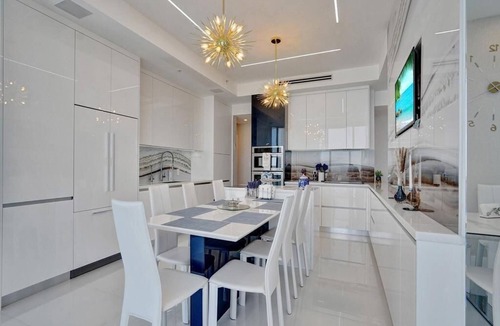 Sunny Isles Beach Apartment | Penthouse Oceanfront for up to 7 people at La Perla. Miami Glittering Paradise!