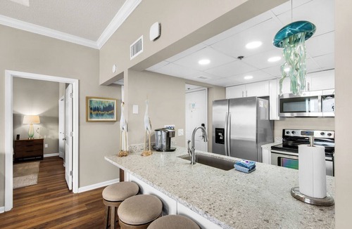 Long Beach Condo | Penthouse Perfection, Stunning Ocean Views from every room W/Free Beach Chairs