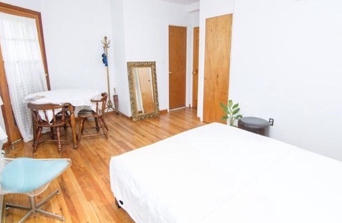 Chinatown Apartment | Perfect 1-bdrm with bath in funky Lower East Side