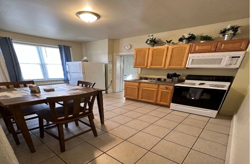 Sharon Hill Apartment | Perfect 1-bedroom apartment with AC in charming Sharon Hill