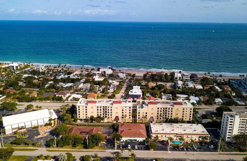 Lauderdale Beach Apartment | Perfect Beach Escape - Walk to Fort Lauderdale Beach