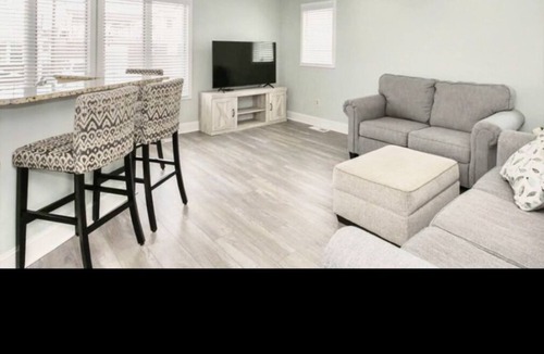 Margate City Condo | Perfect condo on the strip, one block from beach