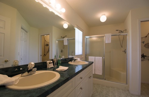 Hernando House | Perfect Family Gateway at Villa Silverthorne by RedAwning
