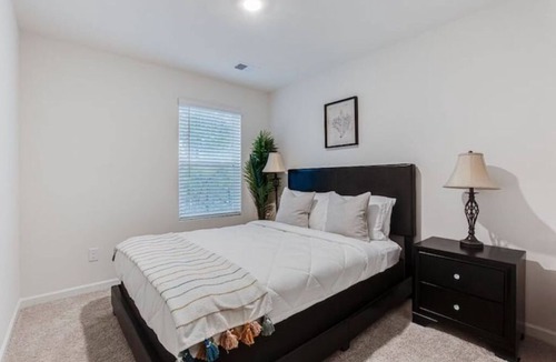 Union City House | Perfect Home Away from Home Close to ATL Airport