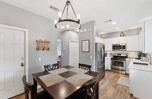 Thunderbolt House | Perfect Home for Families | Near Savannah & Beach