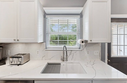 Thunderbolt House | Perfect Home for Families | Near Savannah & Beach