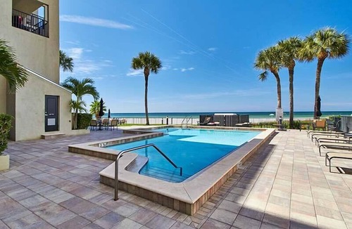 Redington Shores Condo | Perfect Location with MILLION DOLLAR Gulf Front Sunsets & Great restaurants~.