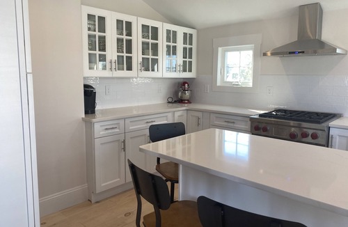 Stone Harbor Apartment | Perfect Location for a fabulous stay at the beach!