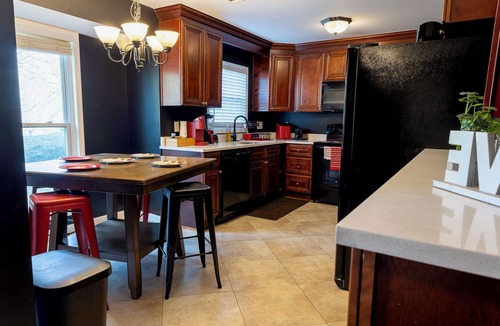 Stone Mountain House | perfect modern sauna/hot tub king bd, luxury home