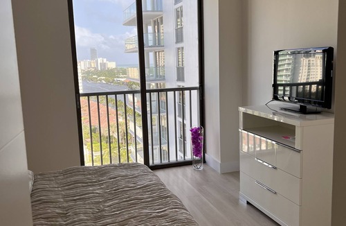 Aventura Apartment | Perfect Rental for 6 months Plus with Ocean Views, Balcony, Pool