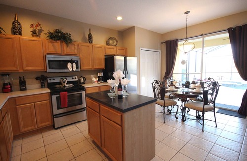 Loughman House | Perfect spacious home with pool, ideal for families visiting Disney or golfers