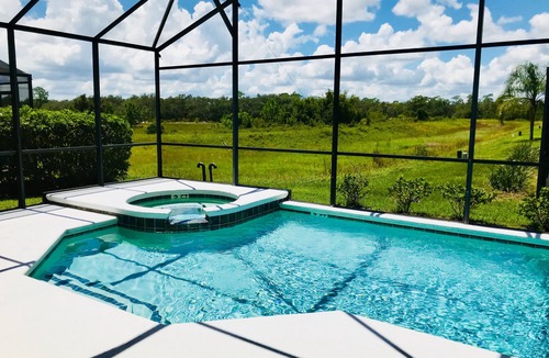 Loughman House | Perfect spacious home with pool, ideal for families visiting Disney or golfers