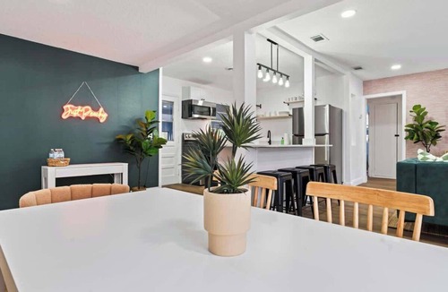 Arlington House | “Perfectly Peachy” Game Room, Grill