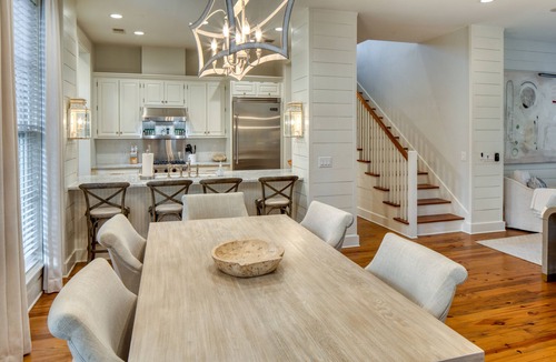 Palmetto Bluff House | Pet Friedly, with brink Courtyard, Outdoor Fireplace + Guest House