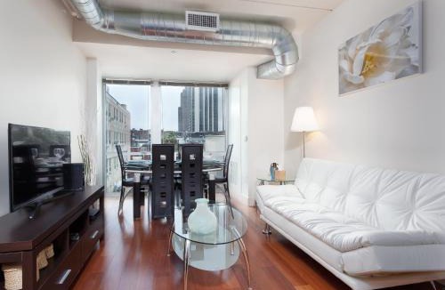Center City West Apartment | Pet Friendly 2 Bedroom and 2 Bathroom Apartment near Rittenhouse apts