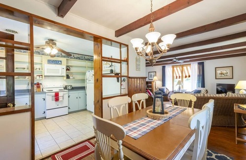 Cape May House | Pet Friendly 3 Bedroom 5 Minutes to Town.
