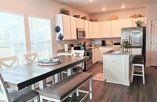 Little River House | Pet-Friendly 3BR Townhome | 2 Living Rooms | Near Beach & Golf