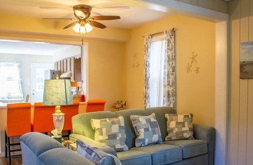 Cape May Point House | Pet Friendly 4 Bdrm Sleeps 12 by Lake Lily
