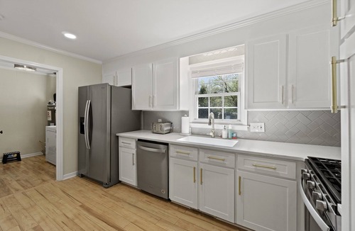 Wade Hampton House | Pet-Friendly 4BR: Pool, Screen Porch, Fenced Yard
