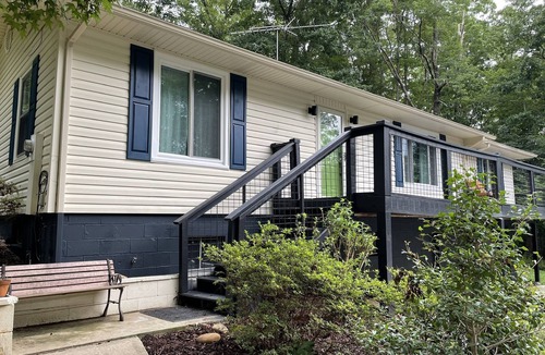 Spring City House | Pet Friendly and Close to the Lake!