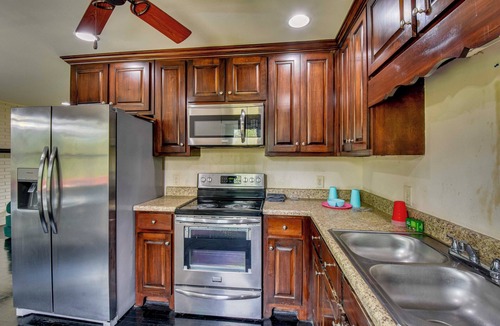 Clermont House | Pet-Friendly Backyard! Quiet Clermont Retreat