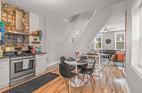 Northern Liberties House | Pet Friendly- Big- King Bed | A+ Location