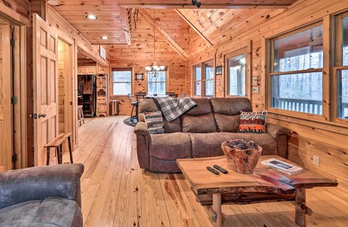 Dial Cabin | Pet-Friendly Blue Ridge Vacation Rental Cabin