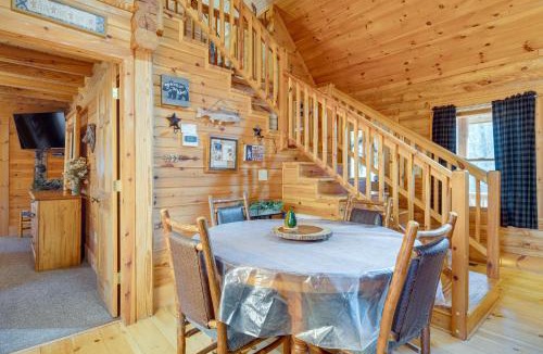 Lake Lure House | Pet-Friendly Cabin w/Loft: 5 Mi to Lake Lure!