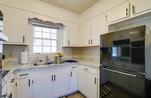 Easley House | Pet-Friendly Easley Family House w/Game Room
