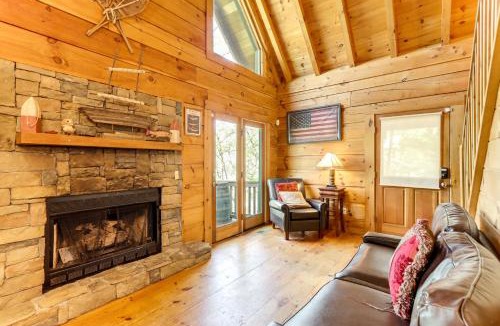 Ellijay House | Pet-Friendly Ellijay Vacation Rental w/Hot Tub!