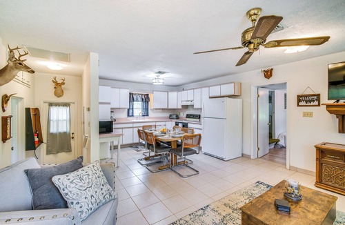 Edgar Cabin | Pet-Friendly Fort McCoy Cabin w/Fire Pit!