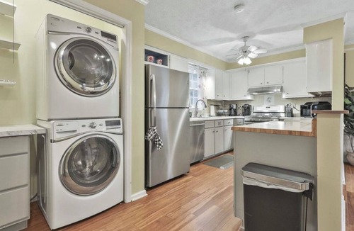 Peachtree City House | Pet Friendly Getaway in PTC
