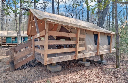 Suches RV Rental | Pet-Friendly Glamping Retreat: Safari Tent Getaway in Suches, Georgia