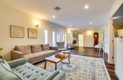 Cresco House | Pet-Friendly Group Getaway 12 Mi to Camelback Mtn!