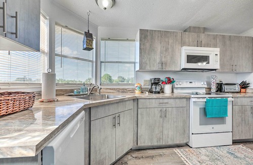 Clewiston House | Pet-Friendly Home: 10 Mi to Lake Okeechobee!