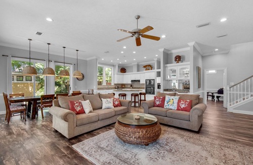 Destin House | Pet Friendly Home-Private Pool-2 Golf Carts-4 Bikes