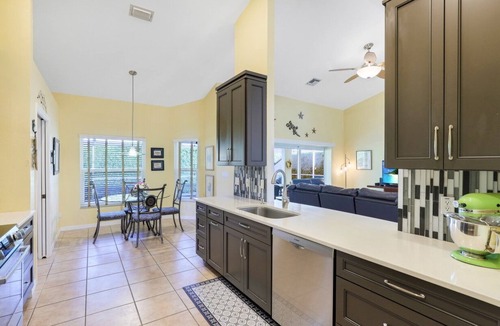 Marco Island House | Pet-friendly home w/pool & steps to beach/food