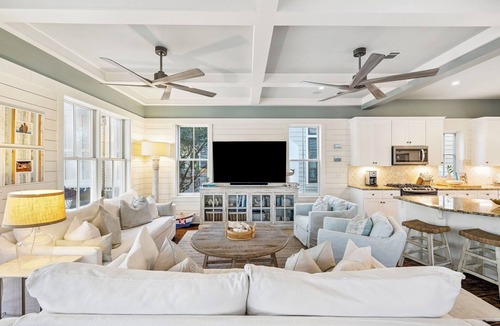 Watercolor House | Pet Friendly, LSV/Golf Cart, Near to Sandhill Pool