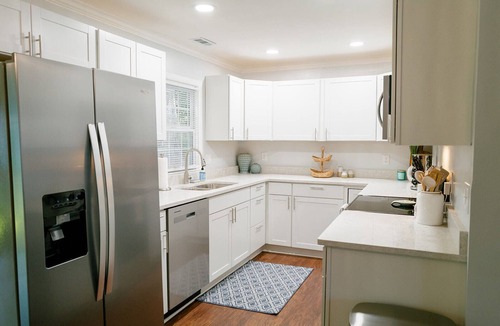 Mossy Oaks House | Pet Friendly Retreat/10 Mins to Parris Island/Sleeps 8