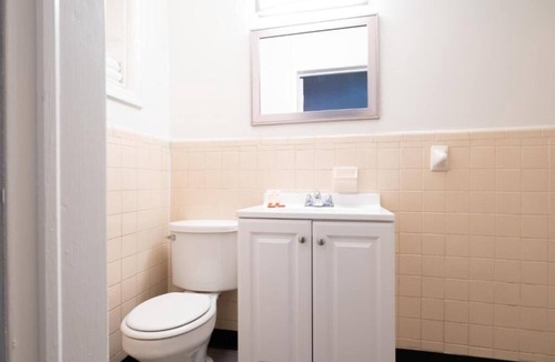 Jonesboro Hotel | Pet-Friendly Room with King Bed Perfect for Quiet Atlanta Getaways