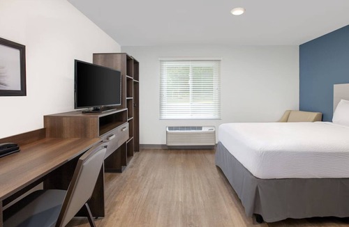 Greenbelt Hotel | Pet-Friendly Studio Close to NASA w/Easy Metro Access to Downtown DC - 2 Units