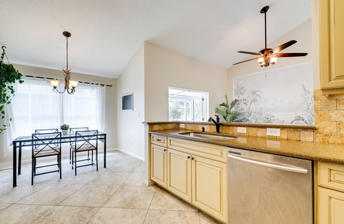 Valrico House | Pet-Friendly Valrico Vacation Home w/Lanai!