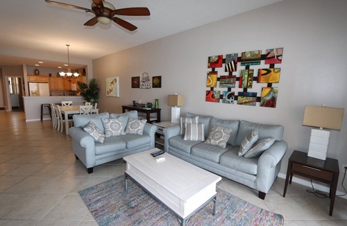 Clearwater Beach Condo | Pet Friendly! Waterfront, Pool, Hot Tub, Free Parking & Free Activities! ~ 403 Harborview Grande