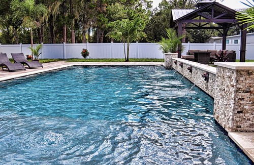 Bearss Plaza House | Pete's Place 9 Bedroom 7 Bath Tampa Resort