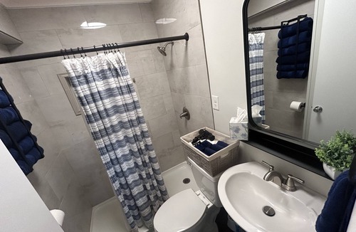 Tavares House | PETS STAY FREE Camp Street Cabanas #1 on Lake Dora PRIVATE SANDY BEACH & DOCK