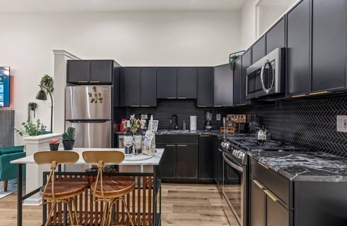 Olde Kensington Condo | Philly History- Kid Friendly- Steps to Waterfront