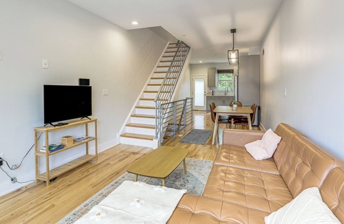 Mantua House | Philly Hub Near University City, Lincoln Financial