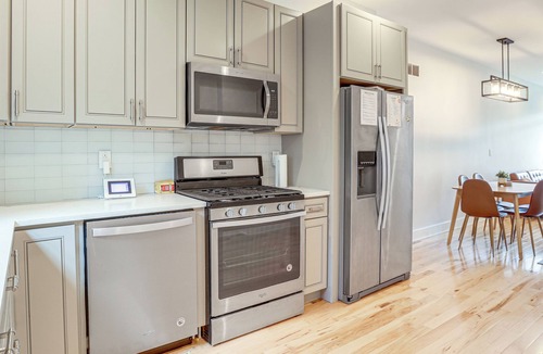 Mantua House | Philly Hub Near University City, Lincoln Financial