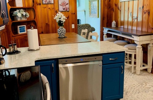 Pickens House | Pickens Southern Charm - Pet Friendly!