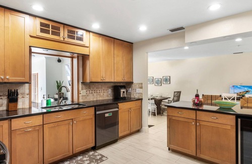 Bradenton House | Pickleball| Pool| Hot tub| Game room| Firepit|